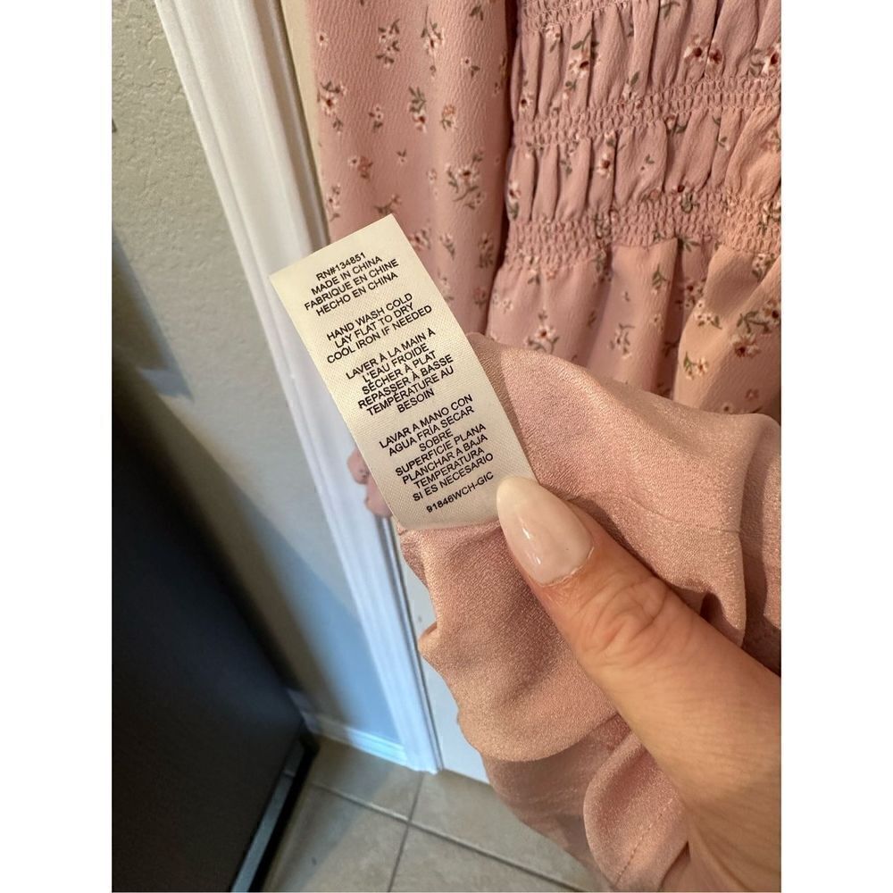 NWT Wayf Delaney Smocked Pink Dainty Floral Dress - Size Small - 91846WCH - Picture 10 of 10